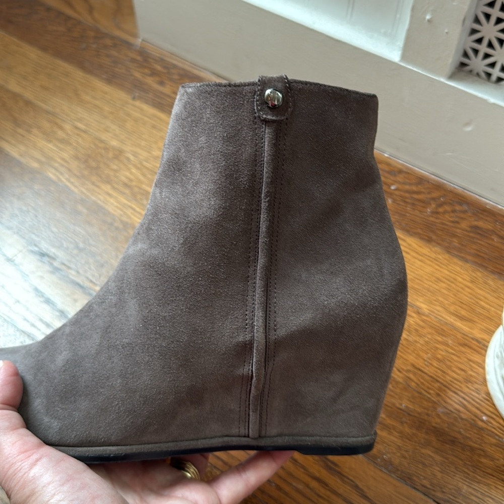 STUART WEITZMAN Suede Slidein Wedge Boot Gray Sz 7.5 M - Picture 10 of 12